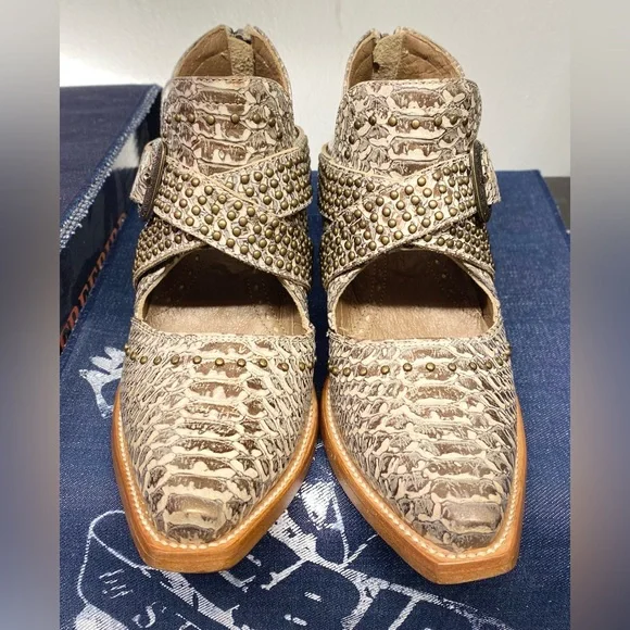 Ariat Dixon Rock N Roll Silver Snake Print Western Booties • Sz 7.5 • EUC - Picture 3 of 8